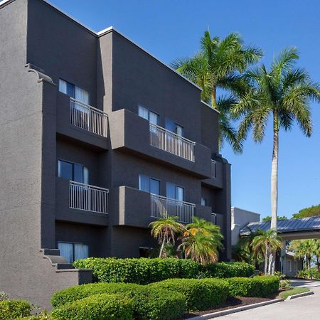 La Quinta By Wyndham Ft. Myers - Sanibel Gateway Hotel Форт Майерс Екстериор снимка