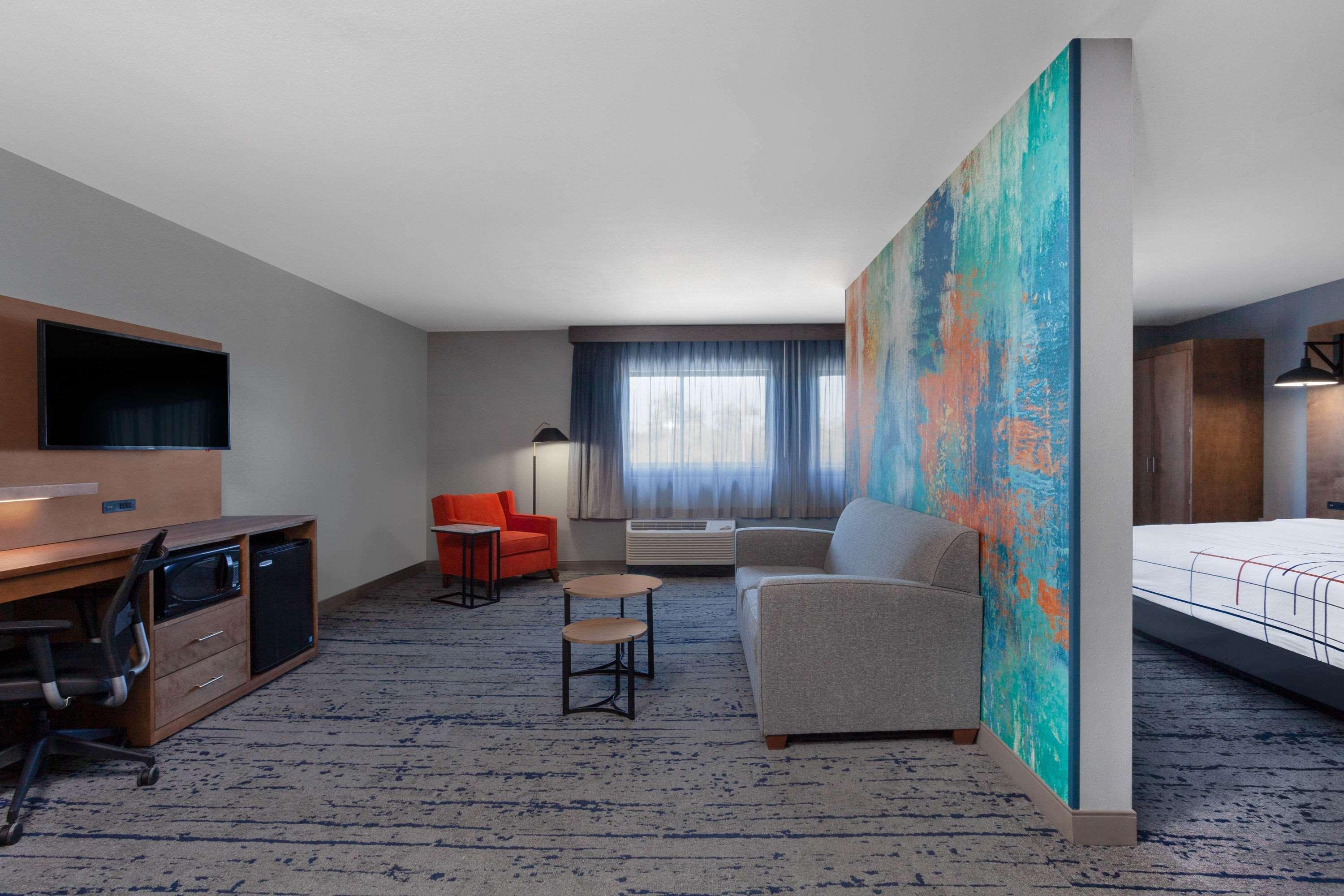 La Quinta By Wyndham Ft. Myers - Sanibel Gateway Hotel Форт Майерс Екстериор снимка