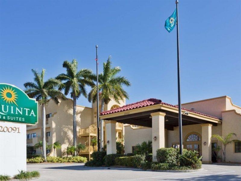 La Quinta By Wyndham Ft. Myers - Sanibel Gateway Hotel Форт Майерс Екстериор снимка
