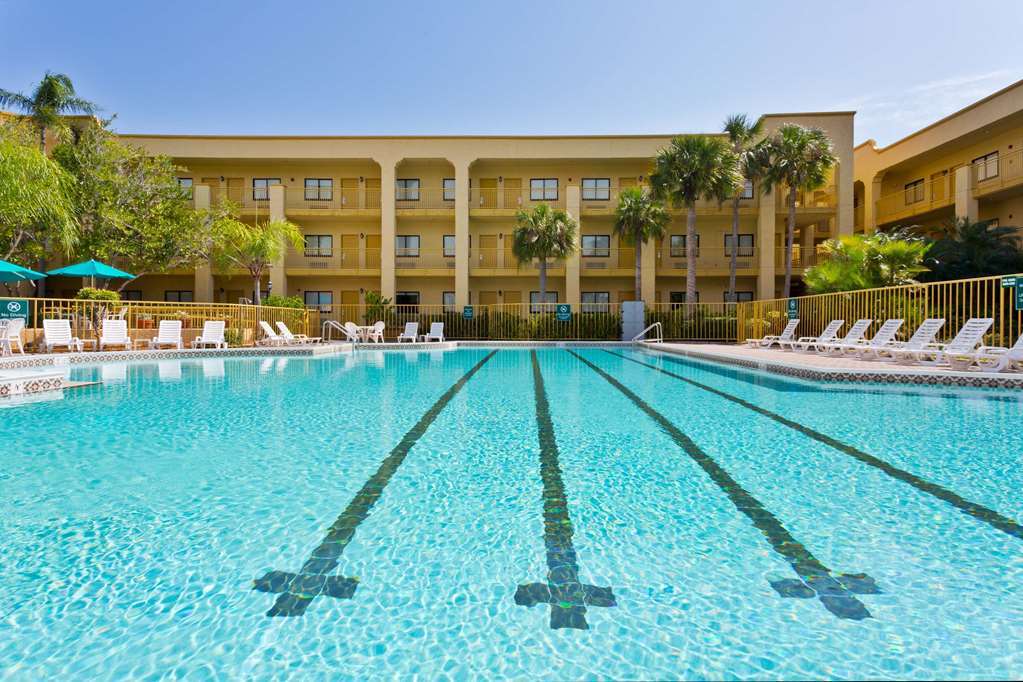 La Quinta By Wyndham Ft. Myers - Sanibel Gateway Hotel Форт Майерс Съоръжения снимка