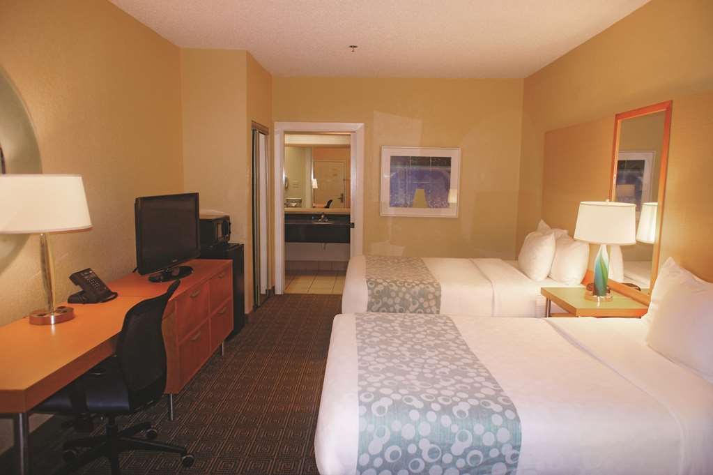 La Quinta By Wyndham Ft. Myers - Sanibel Gateway Hotel Форт Майерс Стая снимка